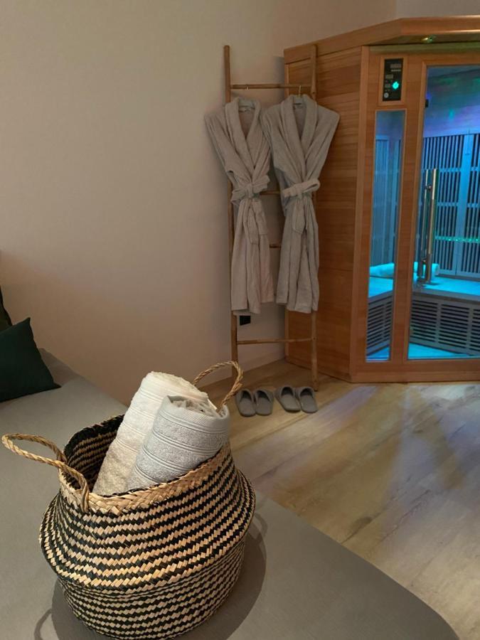 Sweet love exotique by Locations_lepuyenvelay Brives-Charensac Extérieur photo