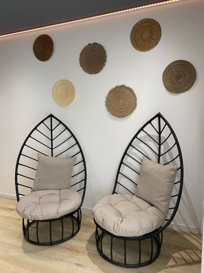 Sweet love exotique by Locations_lepuyenvelay Brives-Charensac Extérieur photo